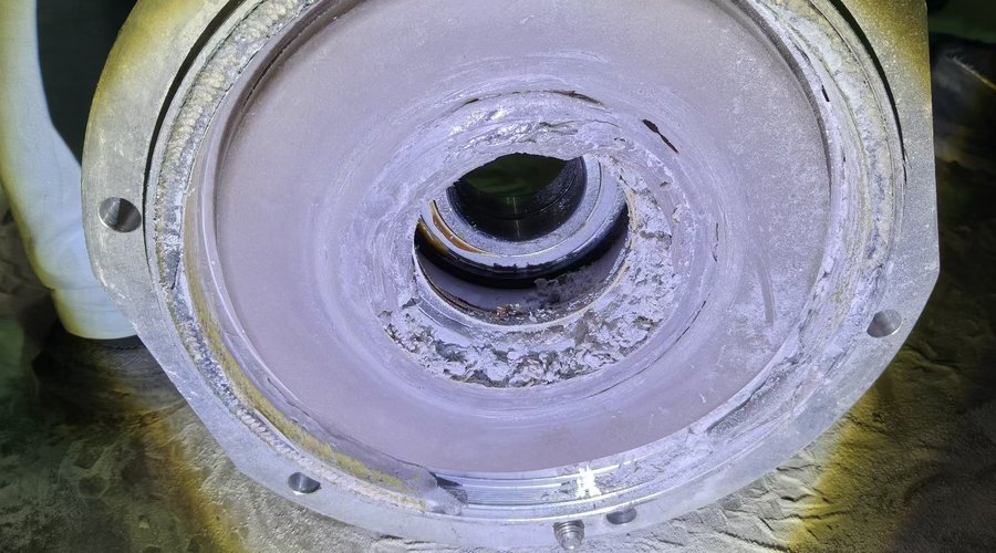 高压旋转阀侧盖密封与轴端密封结构 高压旋转阀侧盖密封与轴端密封结构